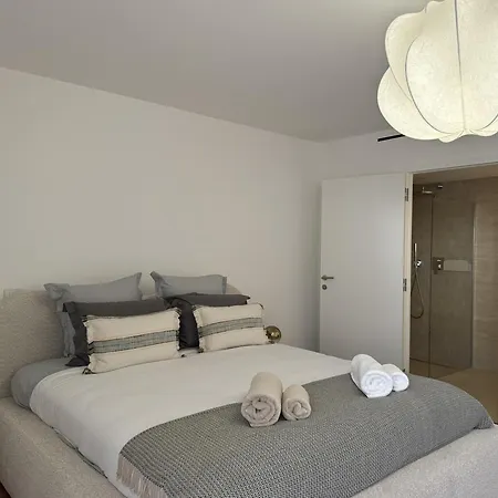 Rooftop 2bedrooms, 2bathrooms Jacuzzi & Sea View #2